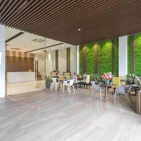 Capital O 1200 Salem Riverside Hotel 岘港 外观 照片