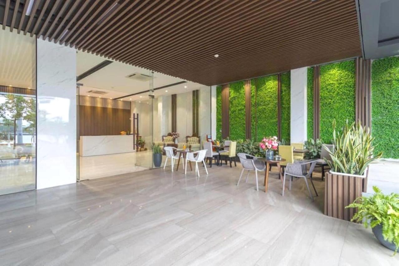 Capital O 1200 Salem Riverside Hotel 岘港 外观 照片